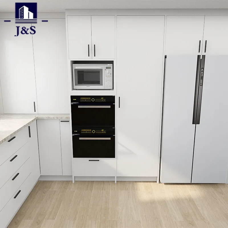 Large Island White Modern Kitchen